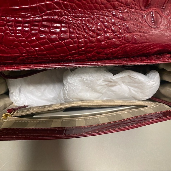 LIKE NEW Brahmin Gabriella - Chianti Rossini Croc Embossed & Rose Embroidery - Picture 10 of 16